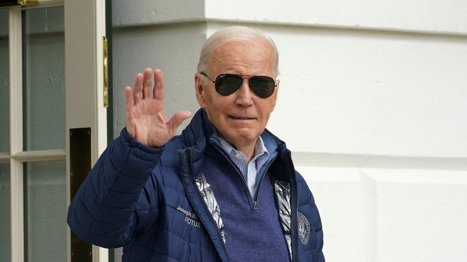 Featured image for "Biden's Plan: $20,000 Student Loan Forgiveness for Millions"