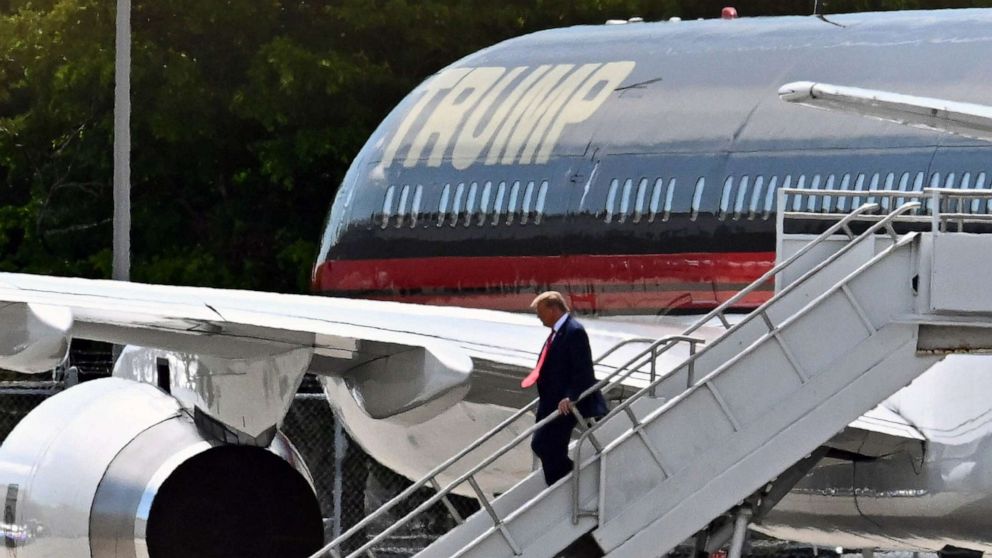 Experts analyze Trump indictment and obstruction charges.