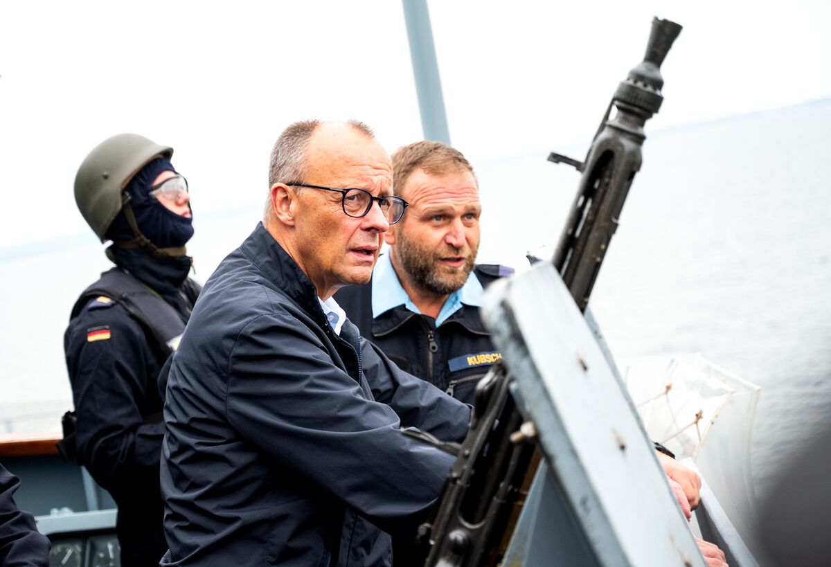 Featured image for Merz Proposes NATO-Style Guarantees for Ukraine Amid Rising Tensions