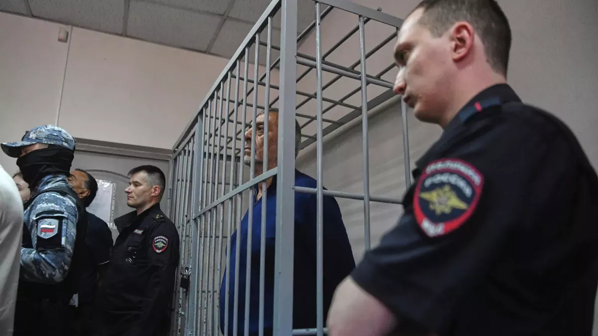 Azerbaijan Jails Sputnik Executives Amid Rising Tensions with Russia