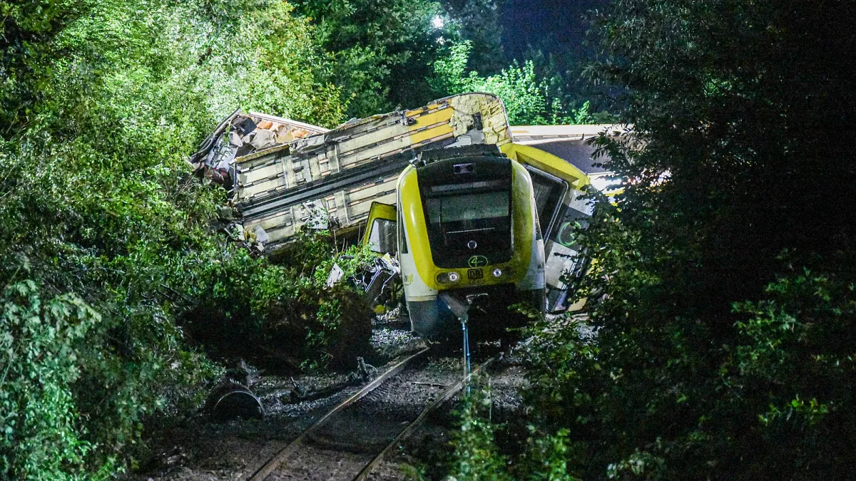 Featured image for Deadly Train Derailment in Germany Kills at Least Three