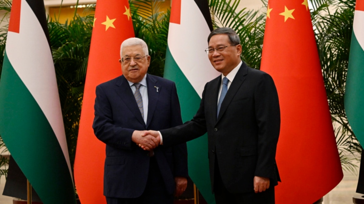 Controversy Erupts Over Palestinian Leader's Support for China's Xinjiang Policy and Its Impact on Palestine-Israel Peace Process.