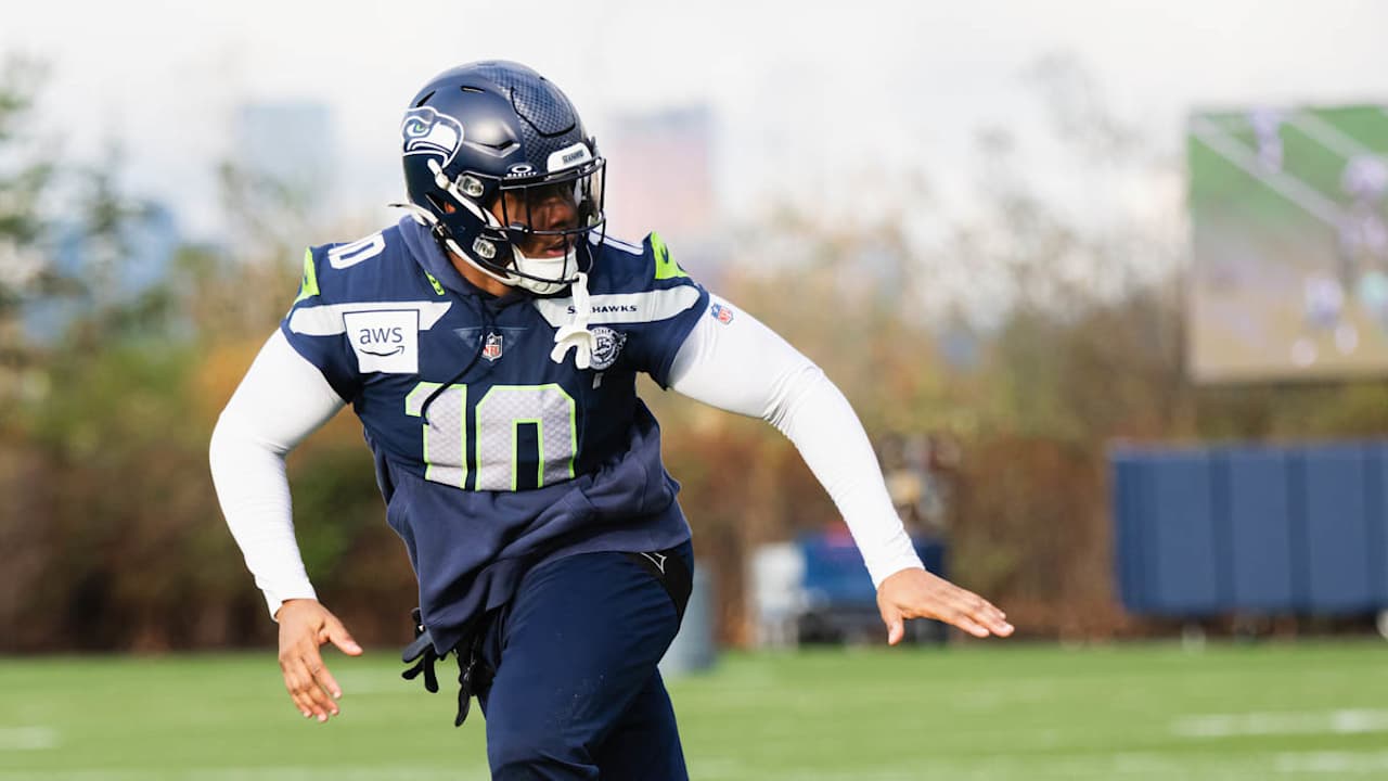 Featured image for Seahawks' Uchenna Nwosu Returns from IR, Nominated for NFL Man of the Year