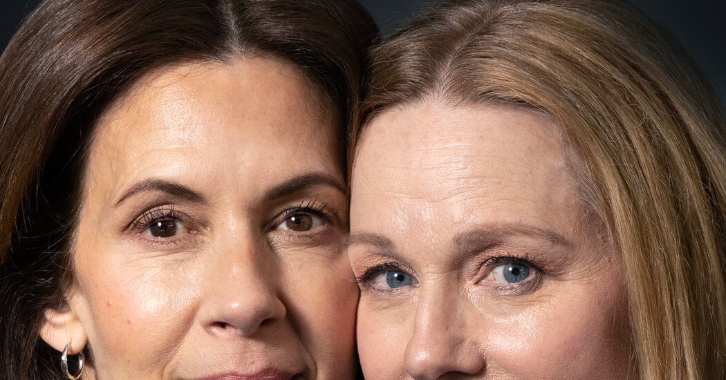 Laura Linney and Jessica Hecht's Onstage Chemistry Shines in Summer, 1976.