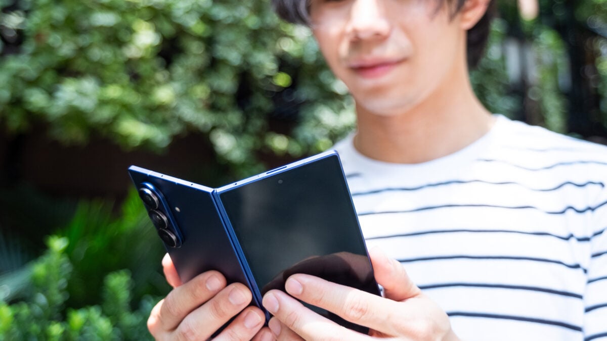 Featured image for Apple's Foldable iPhone: Key Details Unveiled