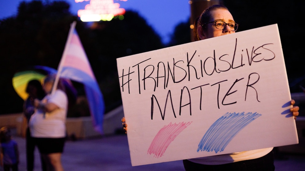 Ohio Senate Passes Bill Restricting Transgender Athletes and Medical Care for Minors