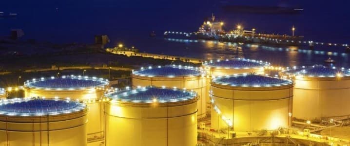 Featured image for Surge in Crude Inventories Triggers Sharp Decline in Oil Prices