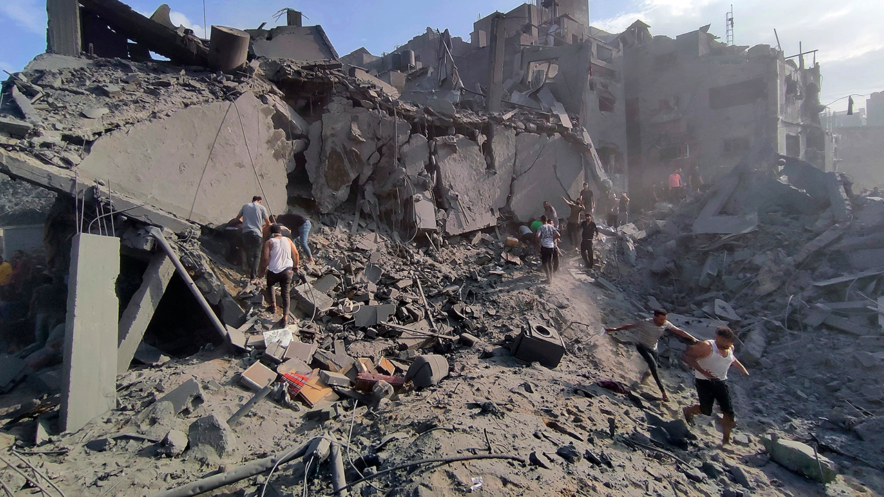 Featured image for "Israel's Ground Operation in Gaza Claims 10 More Soldiers' Lives in Ongoing Battle with Hamas"