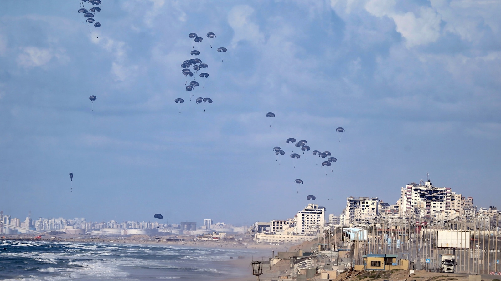 Featured image for "Biden Orders Emergency US Military Mission to Construct Gaza Pier for Aid Delivery"