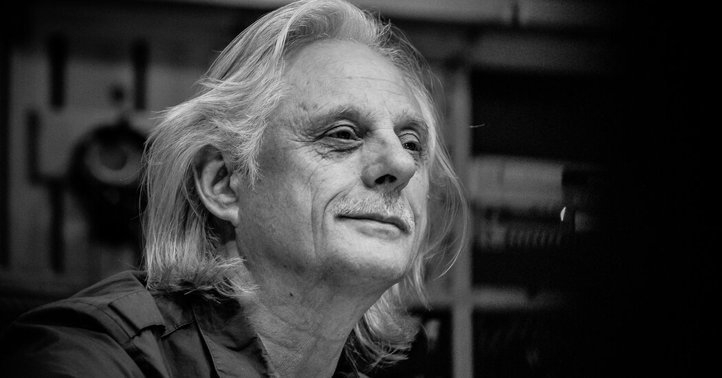 Featured image for ECM New Series Transforms Classical Music Expectations