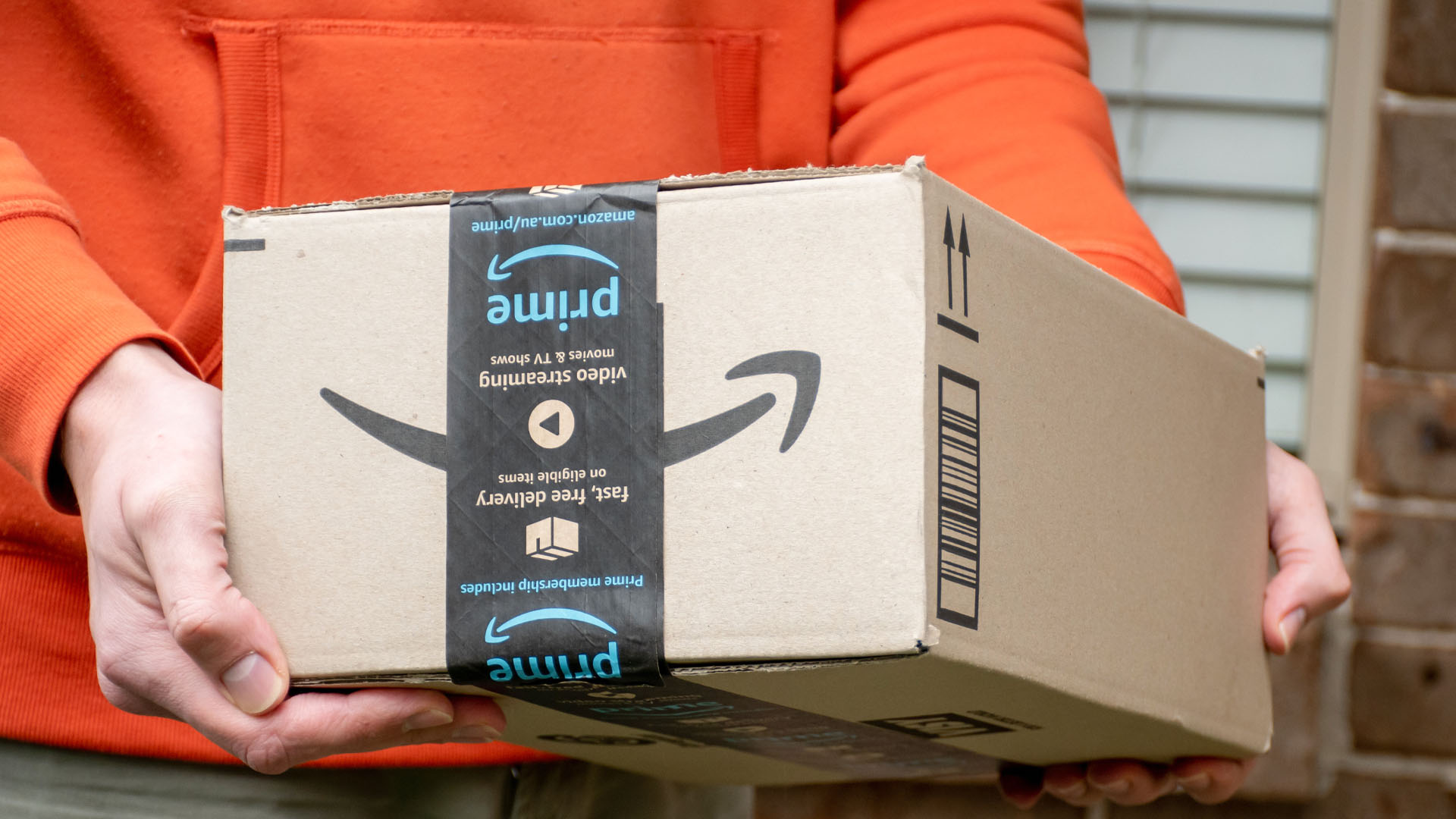 "Amazon's Popular Laptops Scanning at Checkout for Huge Discounts"