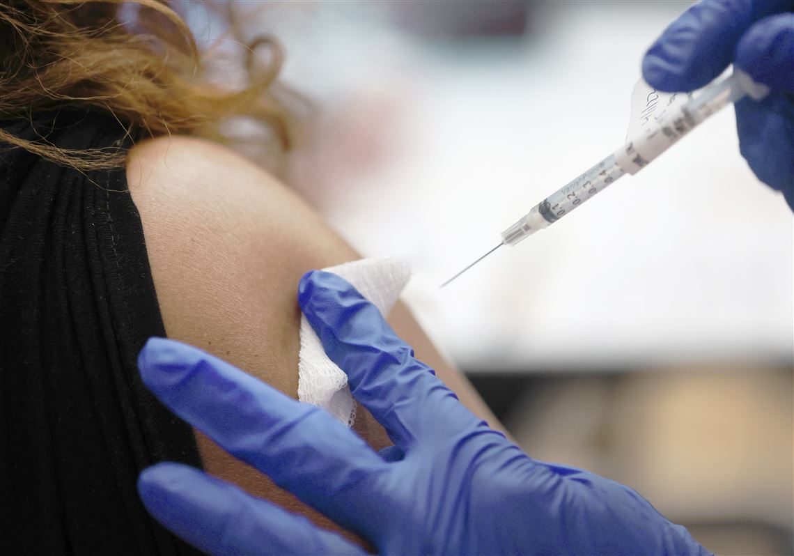 Featured image for Health Officials Urge COVID-19 Vaccinations Amid Rising Cases and Fall Season