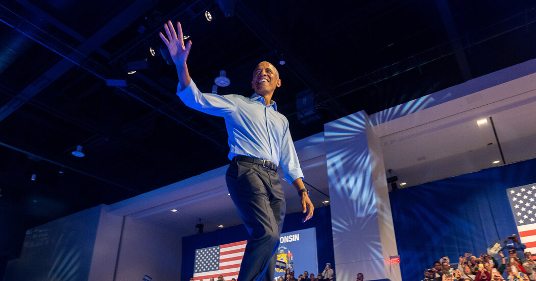 Featured image for Obama Rallies Milwaukee Voters for Harris Ahead of 2024 Election