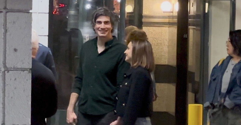 Featured image for Brandon Routh and Rachael Leigh Cook Spotted in Rare Public Romance