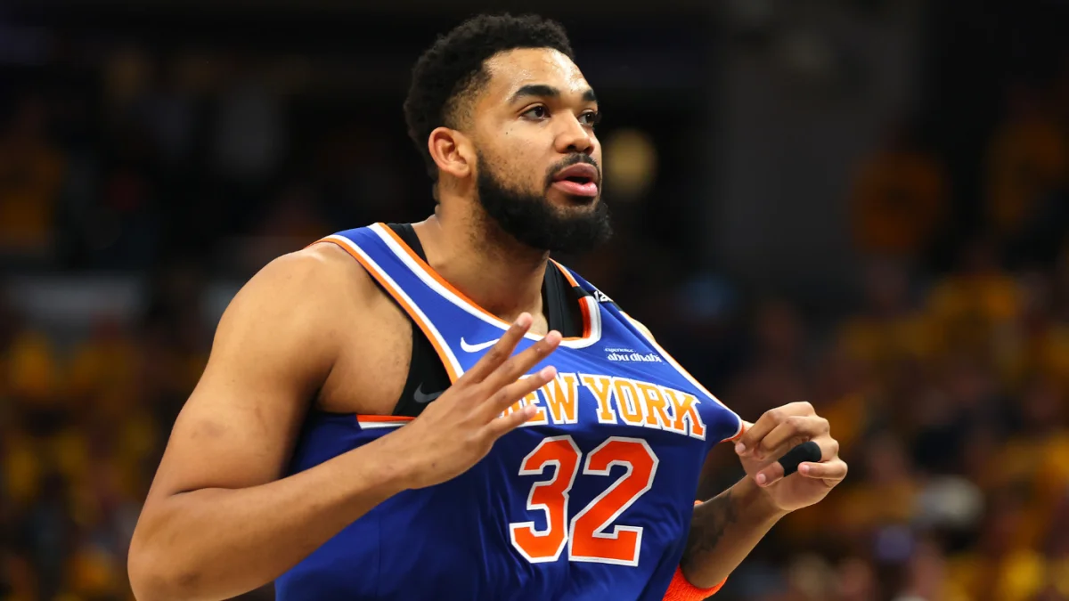 Knicks' Karl-Anthony Towns Questionable for Game 5 After Knee Injury