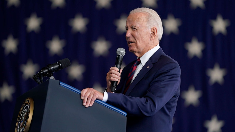 Featured image for Biden and Harris Commemorate 9/11 Anniversary with Separate Tributes