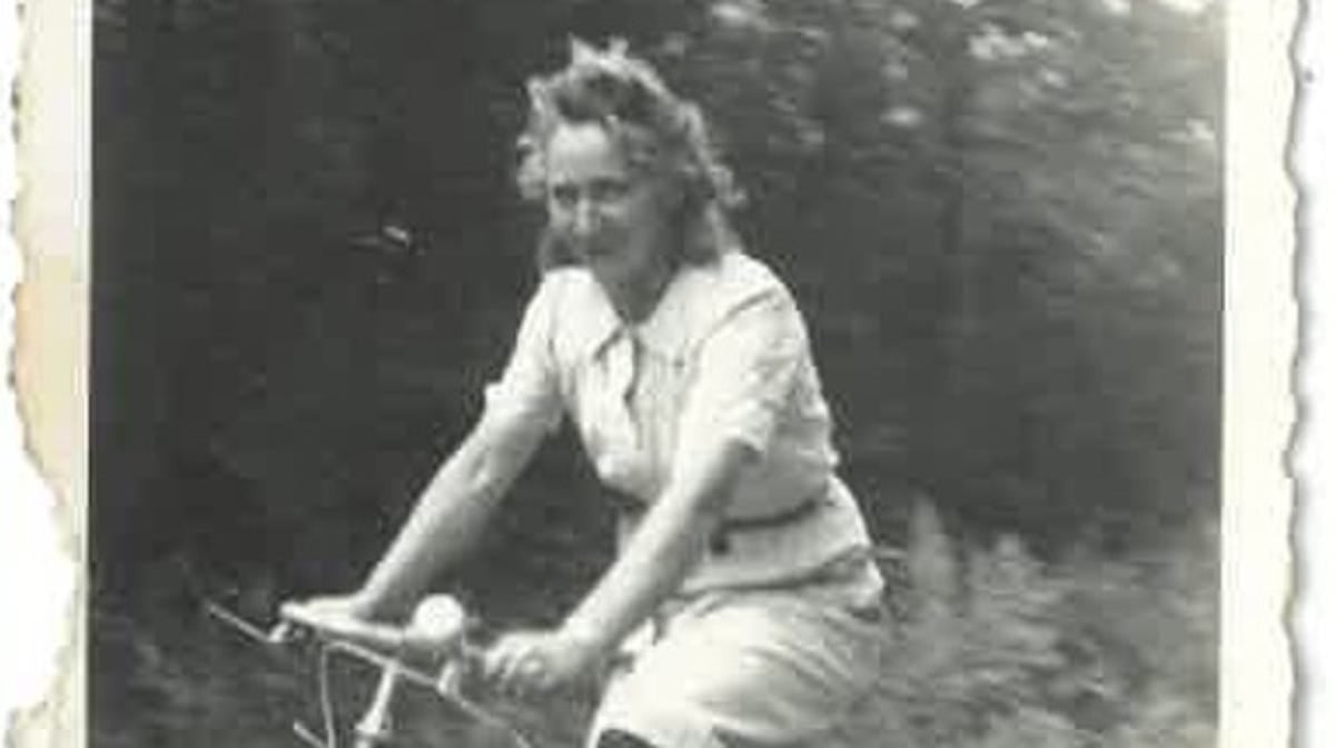 Featured image for "D-Day 80th Anniversary: Veterans and World Leaders Honor Historic Normandy Invasion"