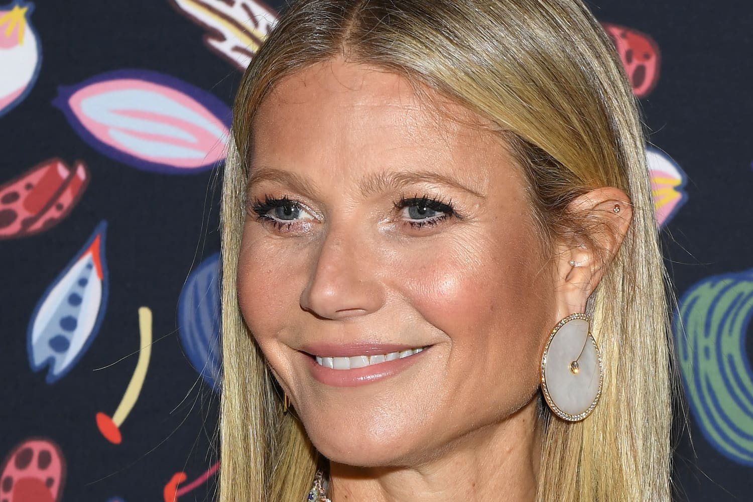 Featured image for Gwyneth Paltrow's Controversial Wellness Habits Under Scrutiny.