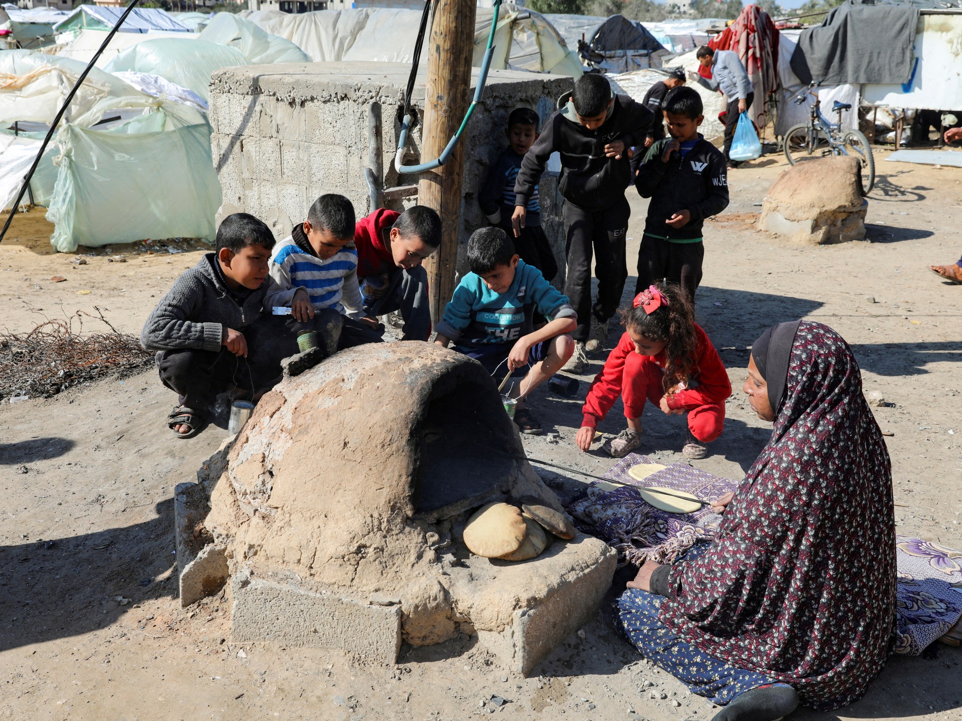Gaza's Humanitarian Crisis: Hunger and Death Amid Israeli Attacks