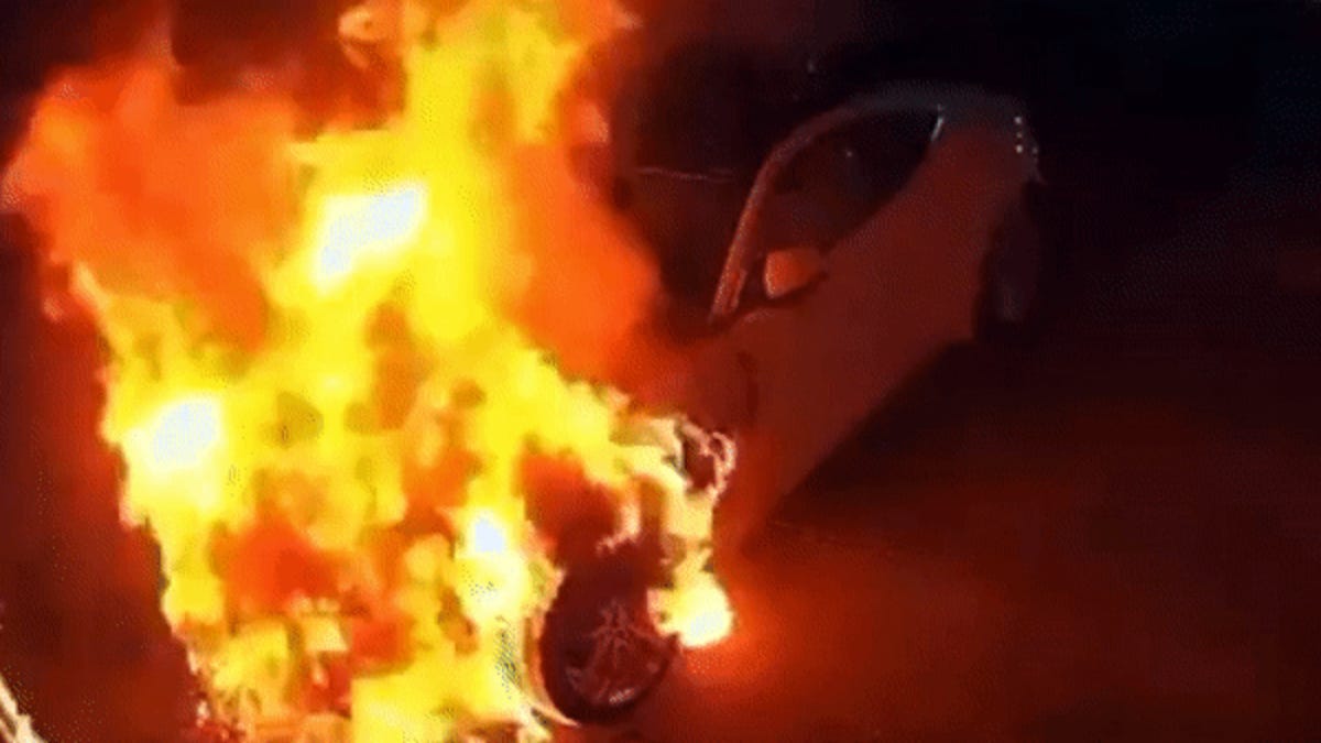 Twitch Streamer's Car Torched by Viewer Who Traveled 700 Miles.