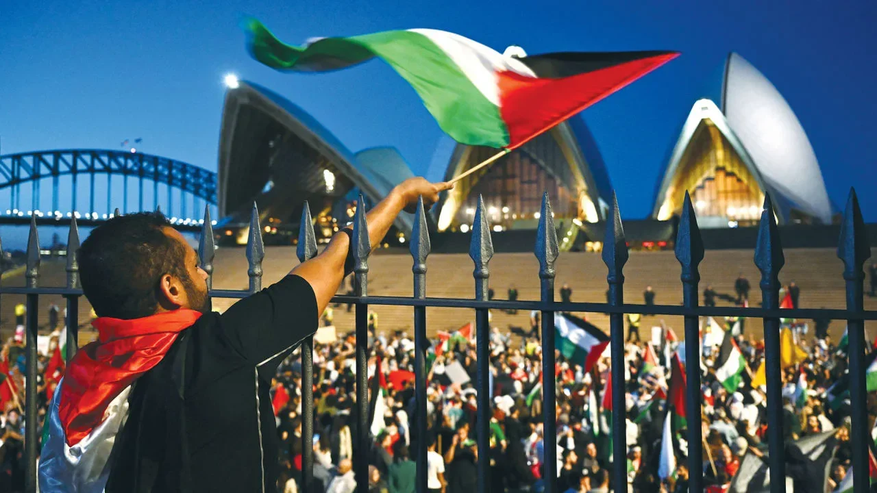 Anti-Zionist networks mobilize to derail Herzog's Australia trip