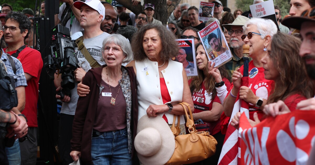 Featured image for Boulder Jewish Community Rebounds with Record Festival Attendance Amid Rising Tensions