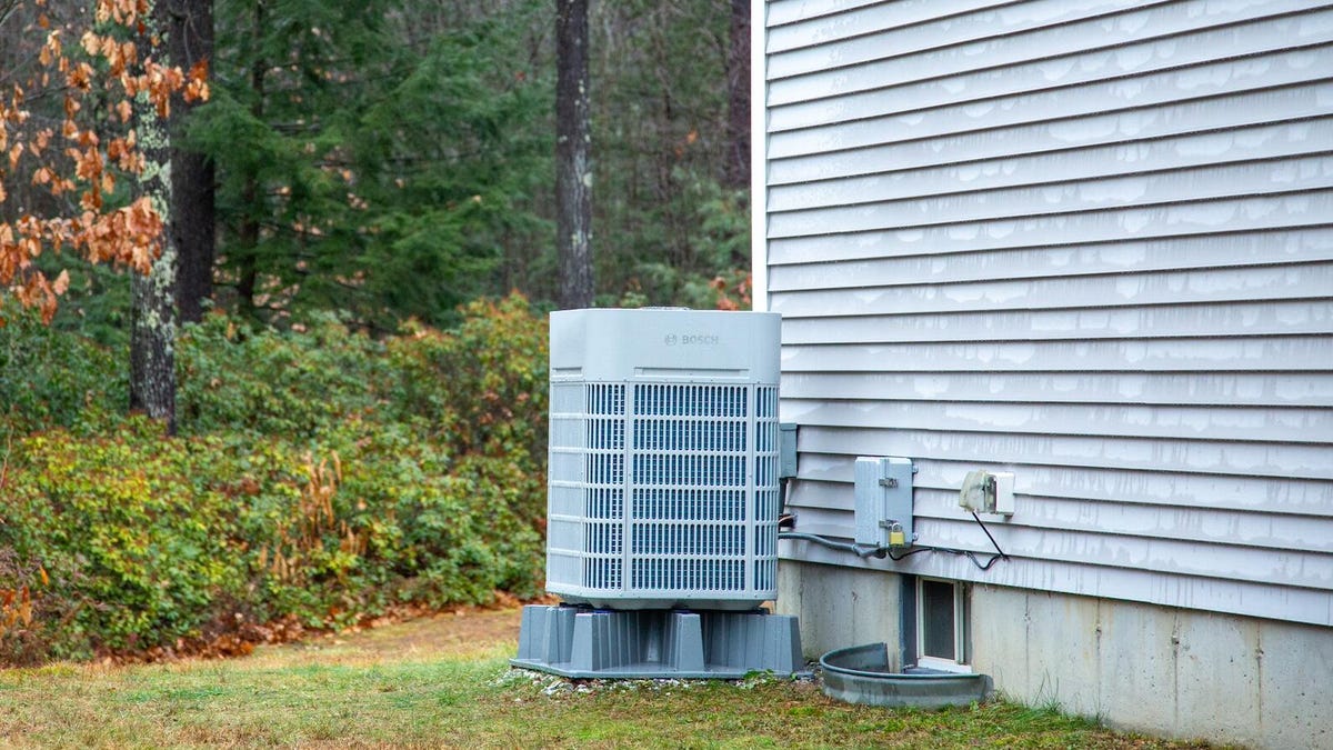 Featured image for "Revolutionizing Heat Pumps: Sub-Zero Prototypes Unveiled at CES"