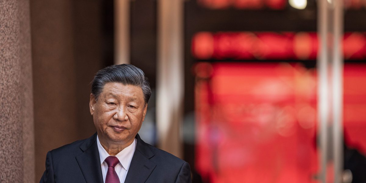 Featured image for The Economic Battle: China's 'Lost Decade' vs Japan's 'Turning Point'