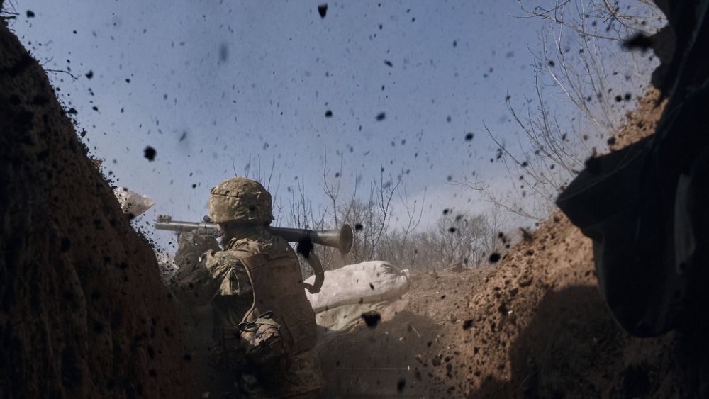 "Ukraine's Liberation: Nighttime Drone Attacks and Elections Shake Moscow"