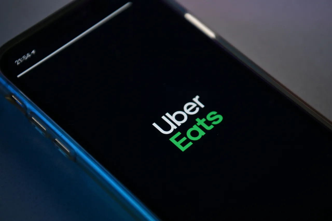 Unsolicited Uber Eats deliveries baffle Highland Park residents.
