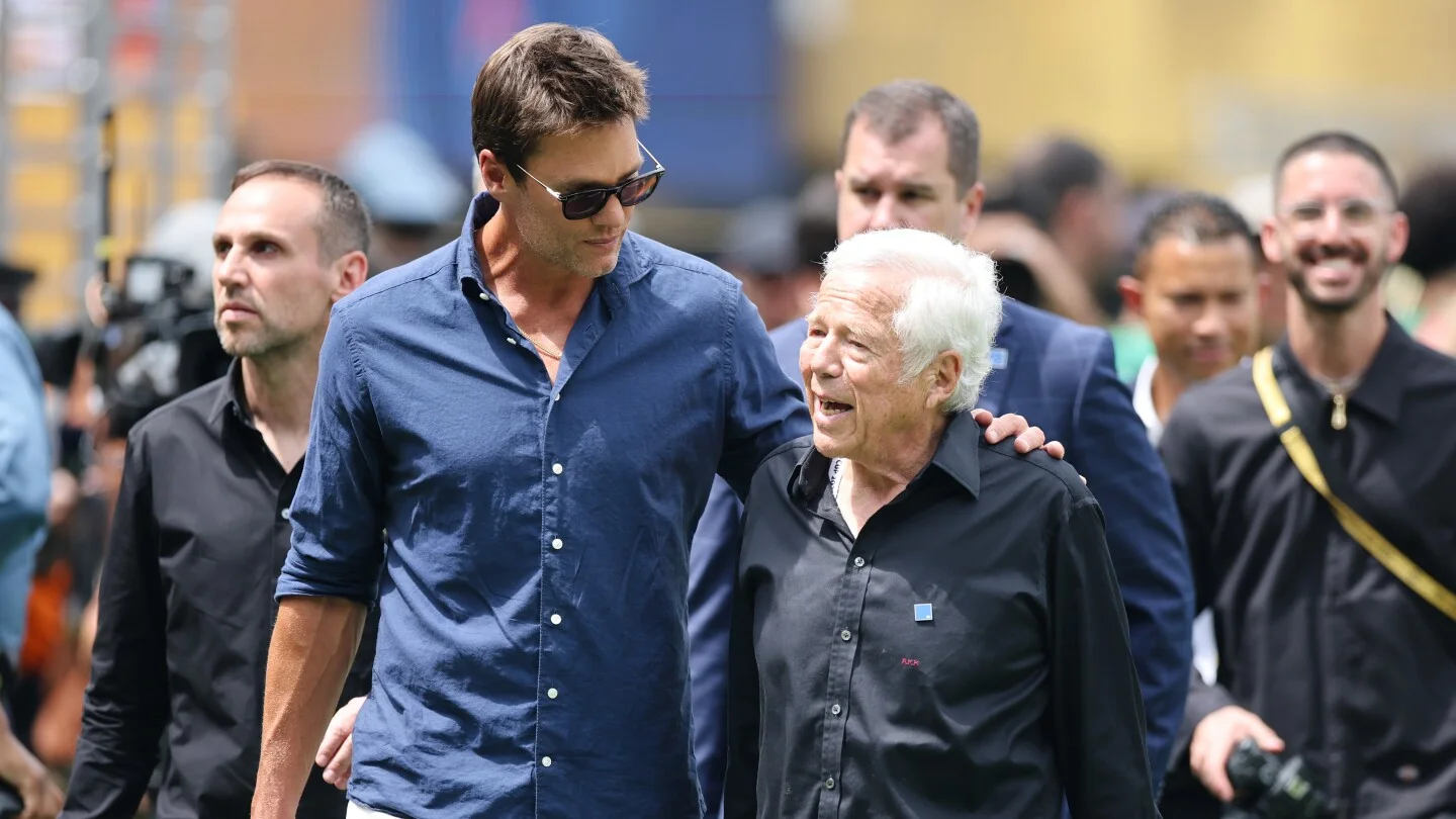Brady tells Kraft to chase a seventh ring so they can match