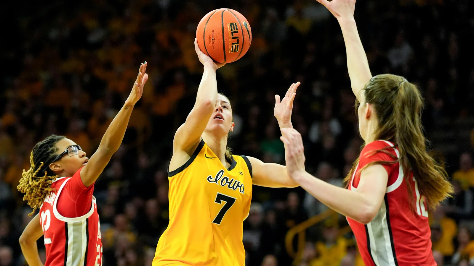 Deal rises as Iowa thrives without McCabe in win over Ohio State