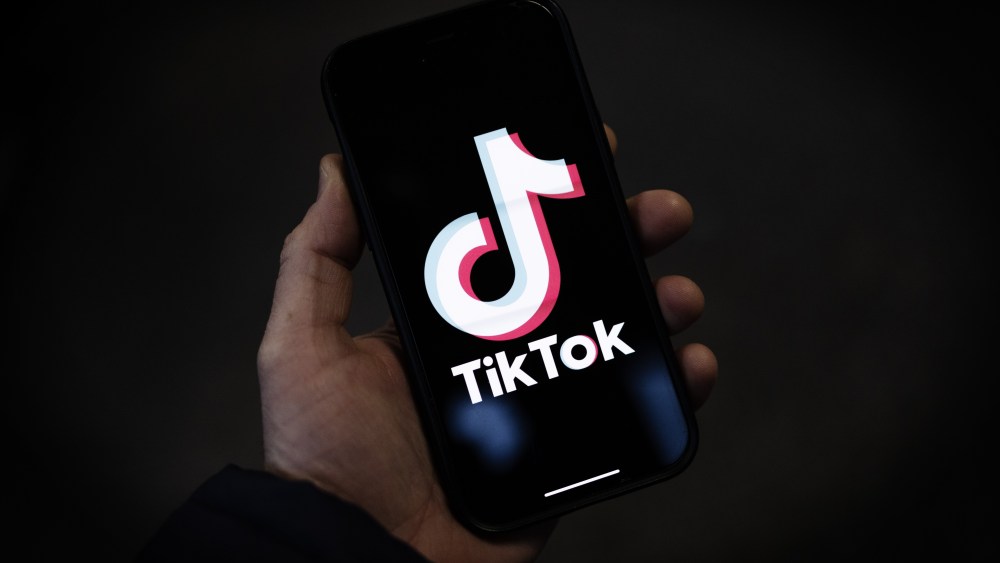Featured image for "Universal Music Group Threatens to Remove Songs from TikTok Over Licensing Dispute"