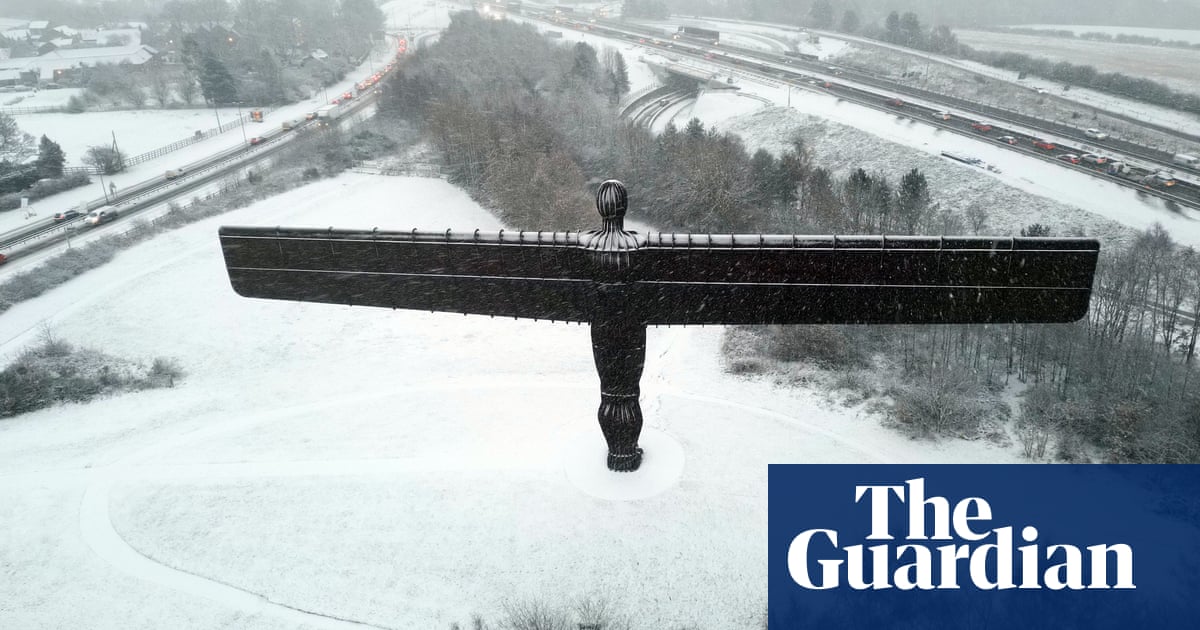 Featured image for Chilly Weekend Ahead: Freezing Conditions and Health Alert as Cold Weather Persists