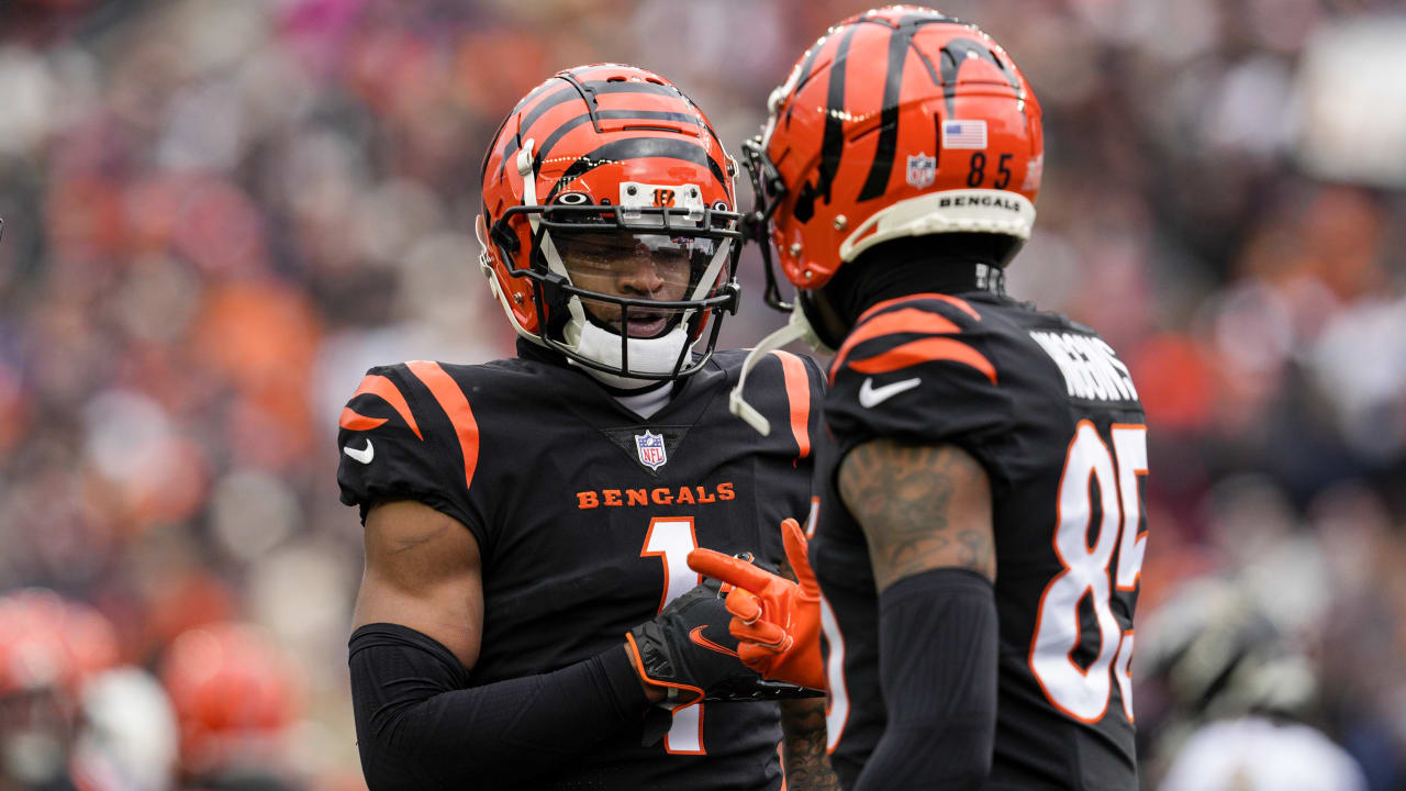 Featured image for "2023 Fantasy Football: WR Rankings, Tiers, and Fears Unveiled"