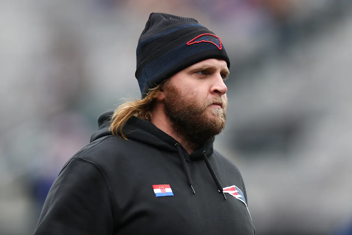 "Steve Belichick Joins UW as Defensive Coordinator, Impact on Patriots and Huskies"