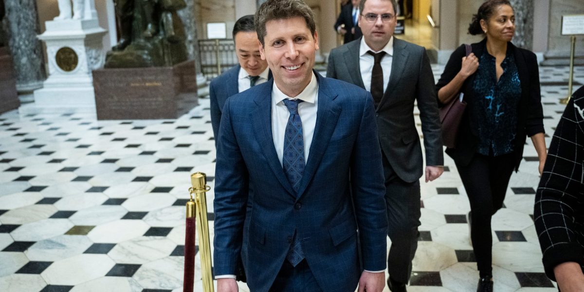 Featured image for AI Companies Eye Lucrative Military Contracts Amid Pentagon's $15B Bid