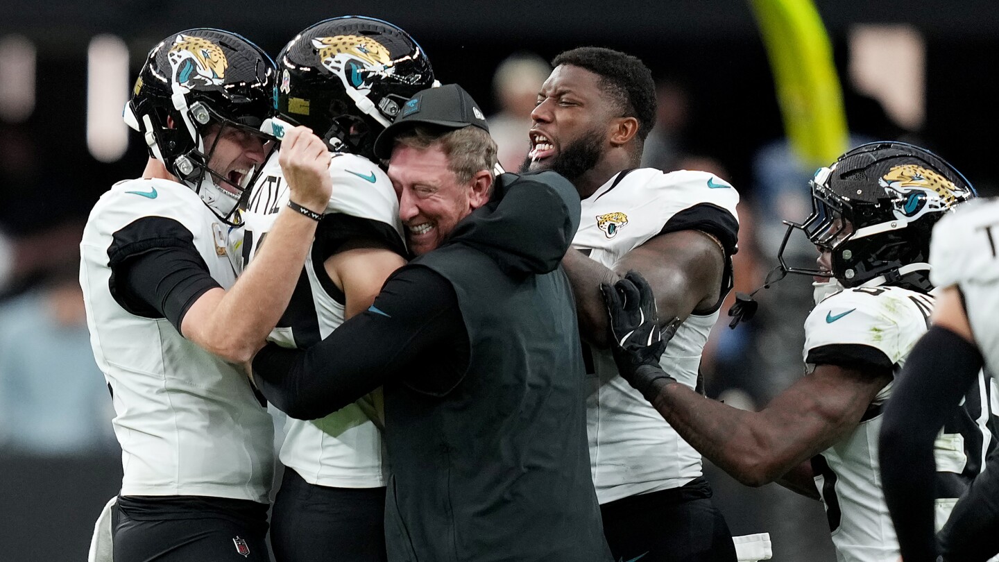 Featured image for Jaguars edge Raiders 30-29 in OT Thriller