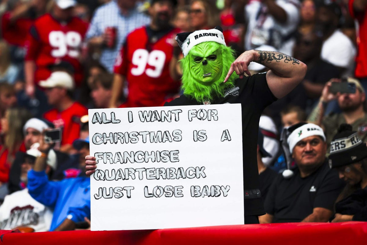 Featured image for Giants-Raiders Clash Shapes NFL Draft and Playoff Race