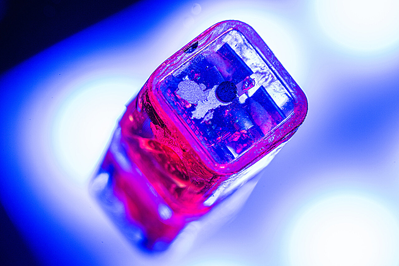 Featured image for "Human Trials Show Success of Miniature Brain Stimulator"