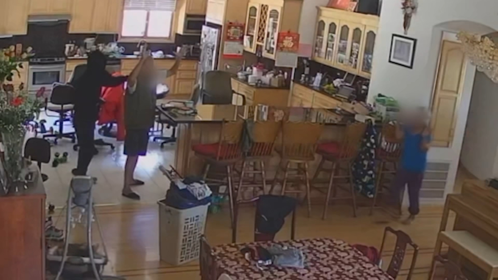 Surge in Violent Home Invasions Alarms Oakland's Affluent Neighborhoods