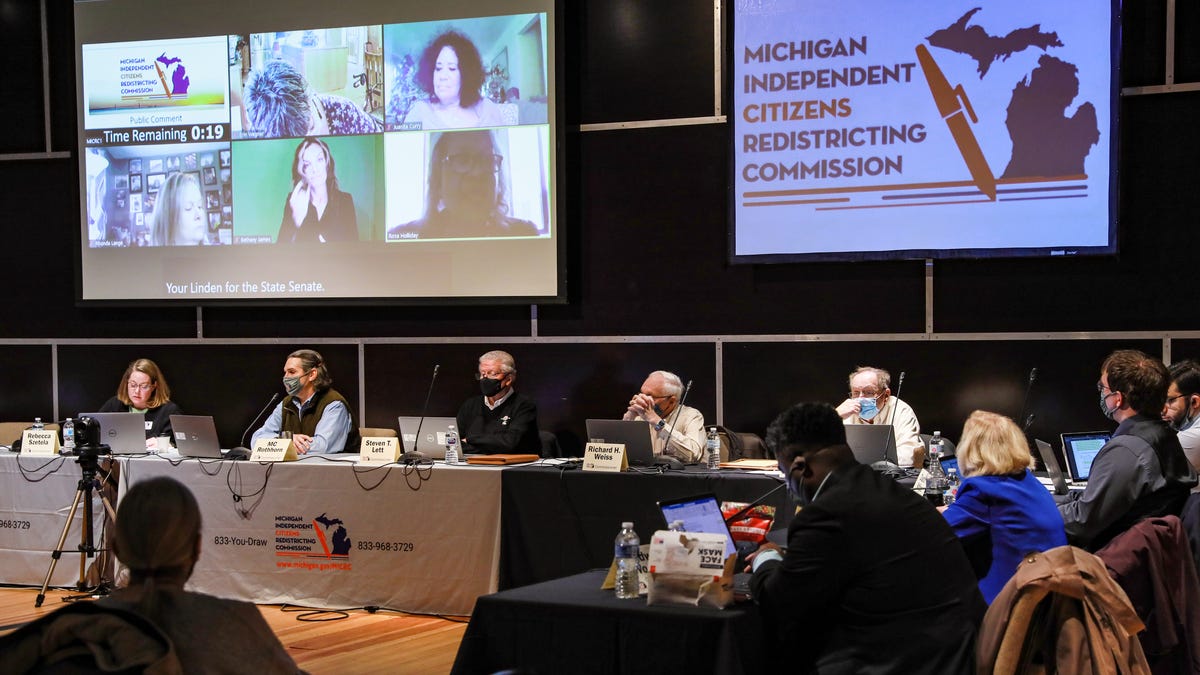 "Supreme Court Refuses to Halt Redrawing of Detroit Legislative Districts"