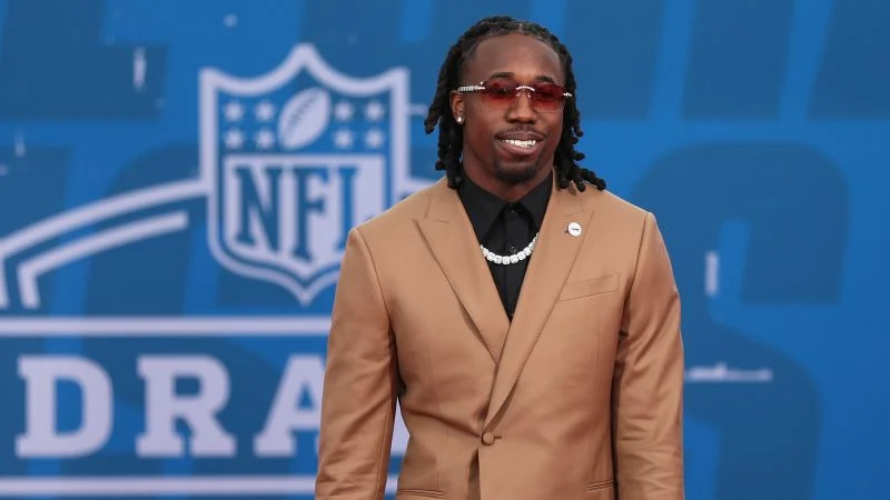 Joey Porter Jr. follows in father's footsteps, drafted by Steelers in second round.