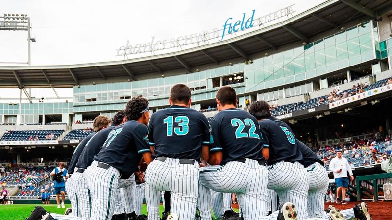 Featured image for LSU and Coastal Carolina Clash in College World Series Finals Opener