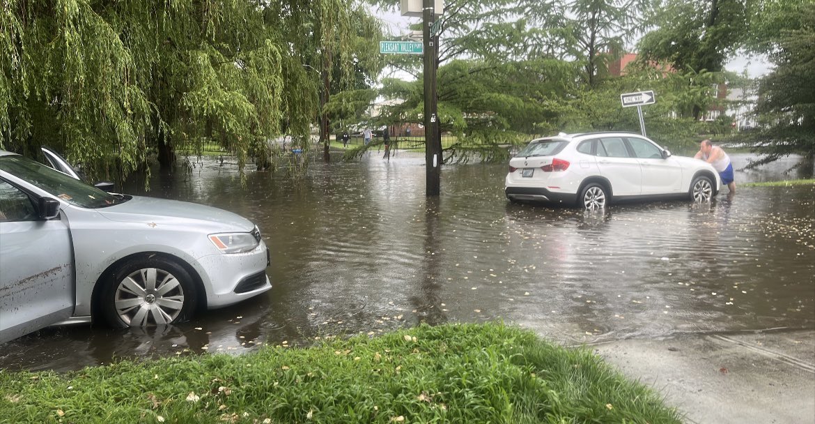 "Northeastern US Braces for Widespread Flash Flooding Amidst Heavy Rainfall"