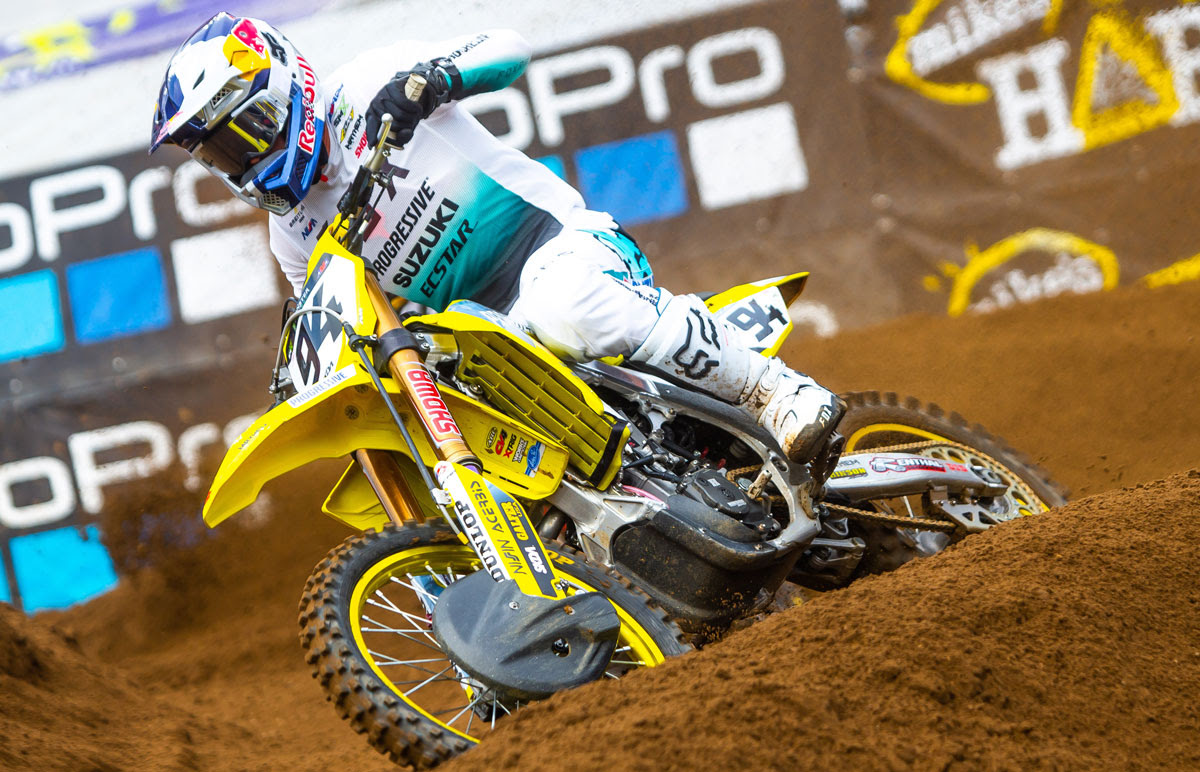 Featured image for "Supercross Updates: Roczen's Injury and Lawrence Sibling Rivalry"