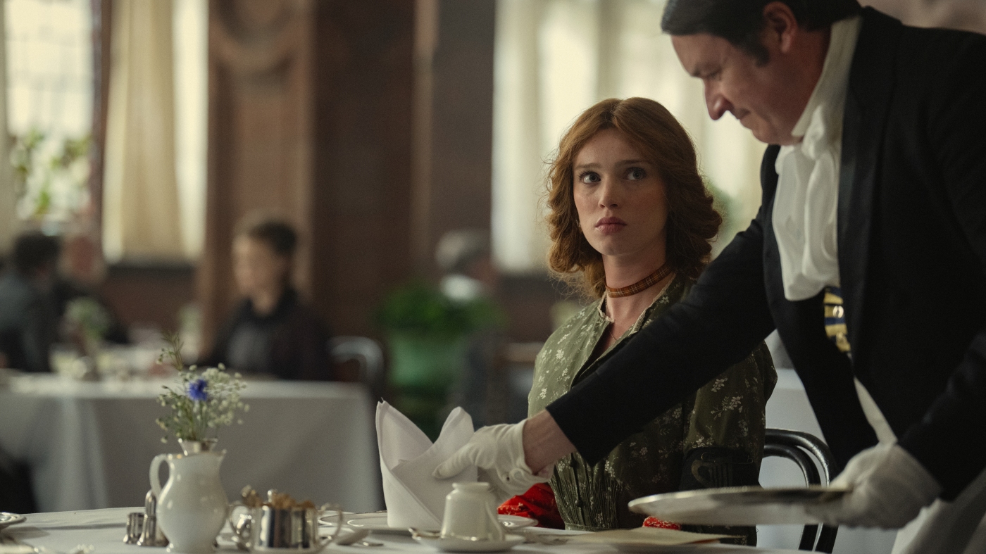 Featured image for The Real Family Drama Behind Netflix's 'House of Guinness'