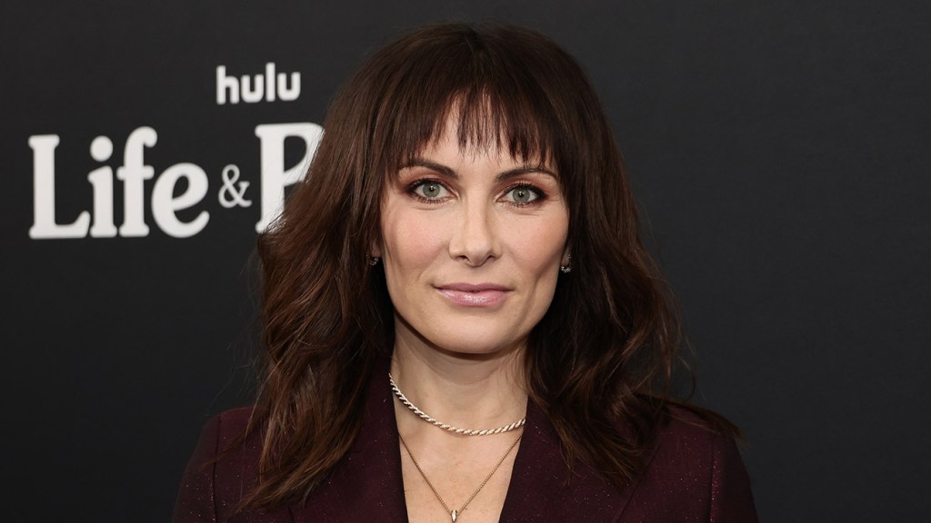 Laura Benanti's Heartbreaking Miscarriage While Performing Onstage.