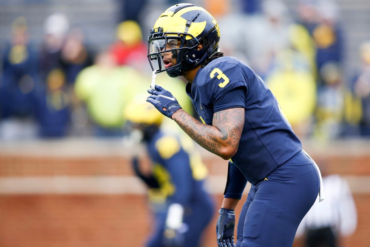 Featured image for "Michigan Football Suffers Another Blow as Key Defensive Back Enters Transfer Portal"