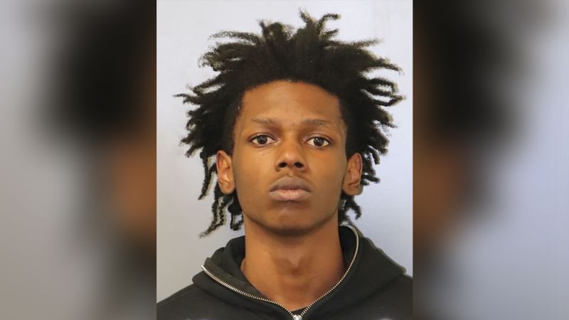 Reward offered for arrest of third suspect in Florida triple homicide.
